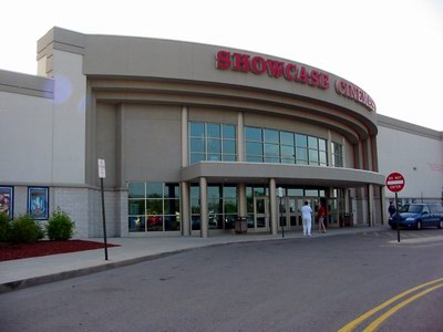 Ann Arbor 20 + IMAX - Entrance